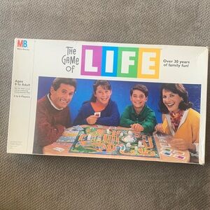 Vintage 1991 The Game of Life Milton Bradley Board Game